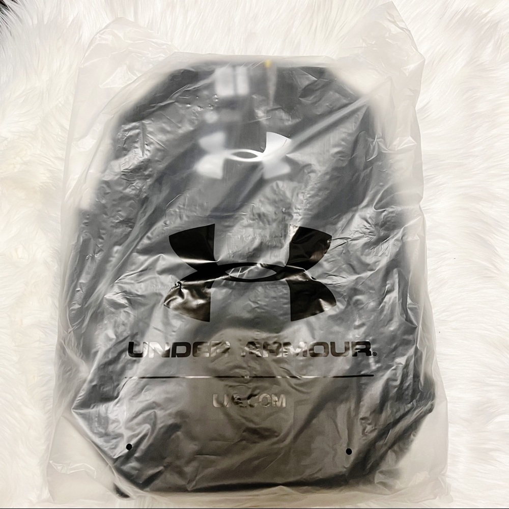 Under Armour • Undeniable Backpack - Picture 6 of 7